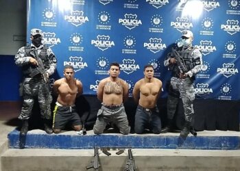 Capturan a peligrosos pandilleros con armas de fuego, en Ilopango