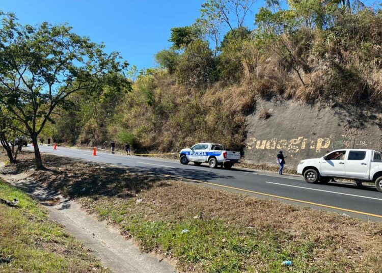 Encuentran dos cadáveres sobre carretera de Oro, jurisdicción de Ciudad Delgado