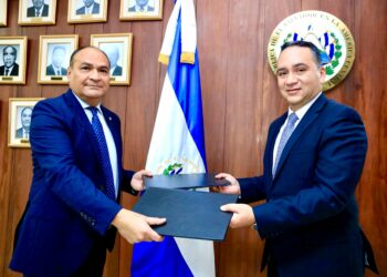 FGR y CSJ firman convenio que apoyará prácticas jurídicas de estudiantes, egresados y graduados de derecho