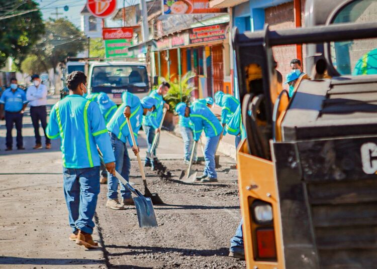 El Plan Nacional de Bacheo llega a la ciudad de Usulután
