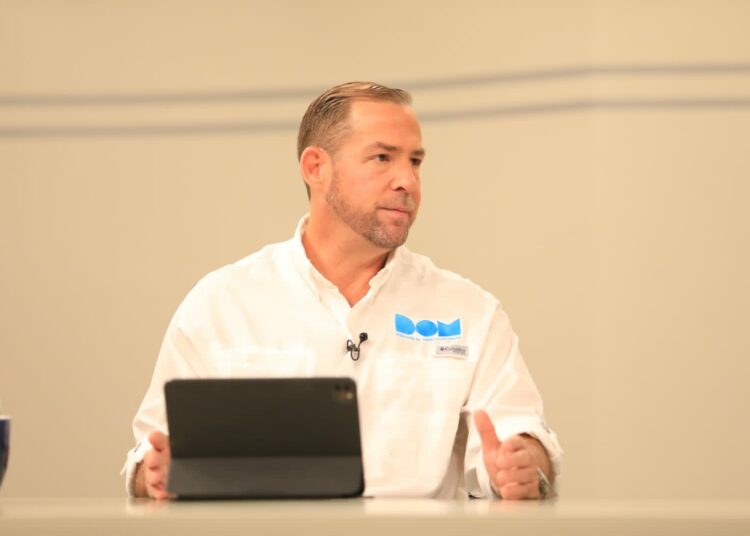 Plan Nacional de Bacheo recuperará toda la red vial del país: director de Obras Municipales