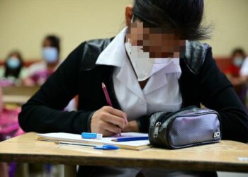 Clases semipresenciales se mantendrán para año escolar 2022