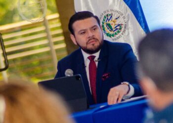 Salvadoreños en el exterior invertirán $415 millones en El Salvador este año y tendrán acompañamiento del Gobierno