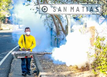 Gobierno desarrolla megajornada de fumigación en La Libertad