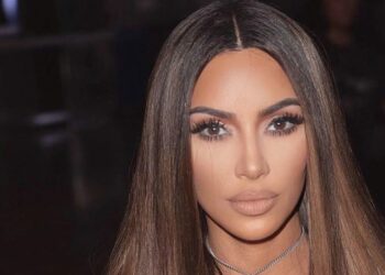 Demandan a Kim Kardashian, Floyd Mayweather Jr. y Paul Pierce por promocionar una criptomoneda usada en un supuesto esquema de estafa