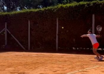 Kun Agüero se luce en Uruguay con su gran nivel en el tenis