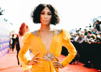 MJ Rodriguez hace historia como la primera mujer trans en ganar un Golden Globe