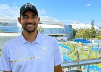 El tenista salvadoreño Marcelo Arévalo se reporta listo para el Abierto de Australia