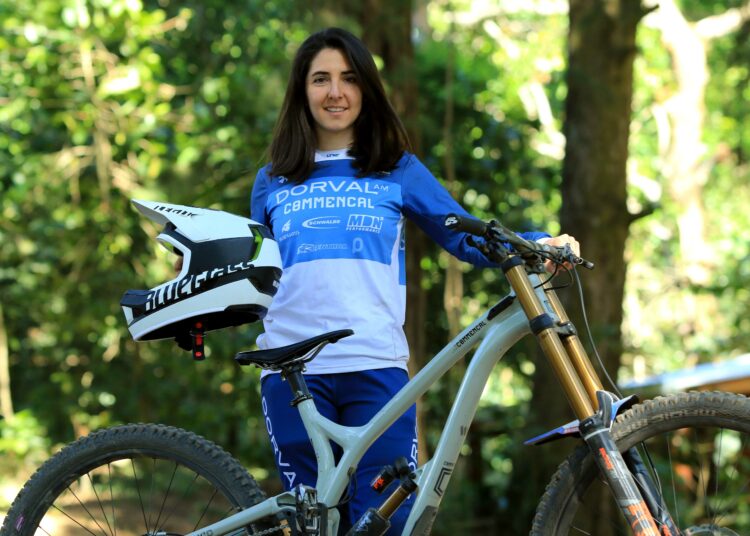 La ciclista salvadoreña Mariana Salazar está lista para entrar en acción