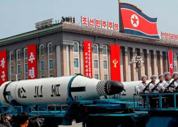 El régimen de Corea del Norte amenazó con reanudar el programa nuclear y de misiles intercontinentales