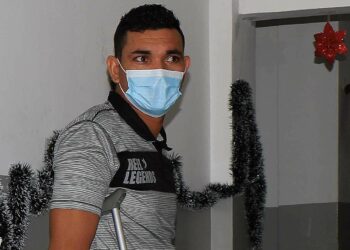 Se pospuso la cirugía del seleccionado de fútbol playa Rubén Batres