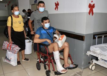 El seleccionado de fútbol playa Rubén Batres será sometido a una nueva cirugía