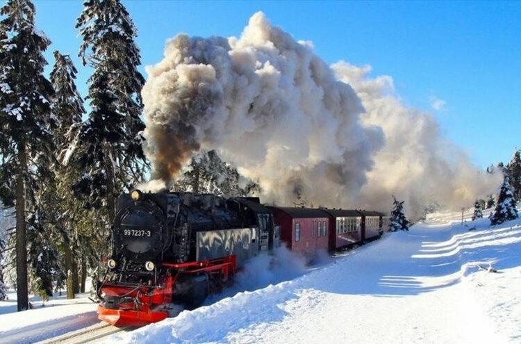Se queda dormido en una vía férrea a 18 grados bajo cero, le pasa por encima un tren y sobrevive
