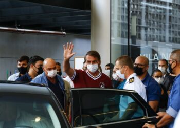 Jair Bolsonaro recibió el alta tras dos días internado por una obstrucción intestinal