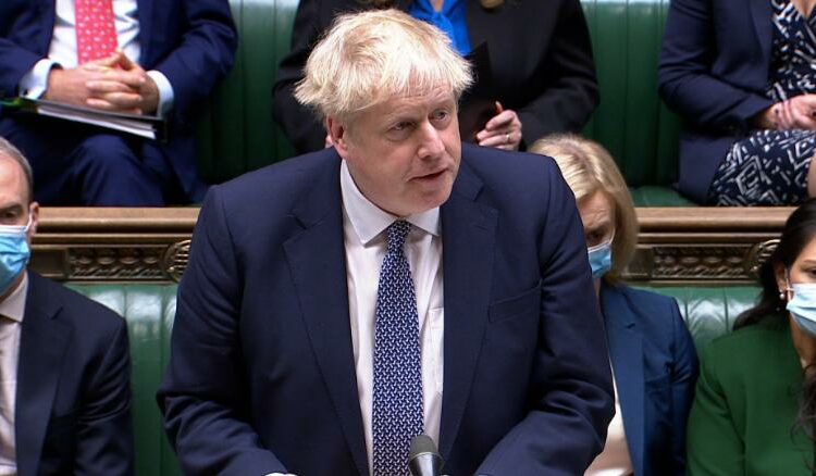 Boris Johnson anuncia el fin del uso obligatorio de mascarillas y pases covid en el Reino Unido desde la próxima semana