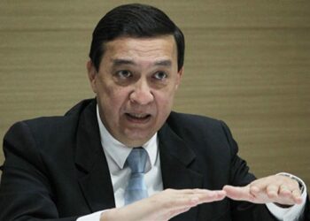 Carlos Araujo deberá responder ante el Ministerio de Trabajo por falta de pago de salarios de sus empleados