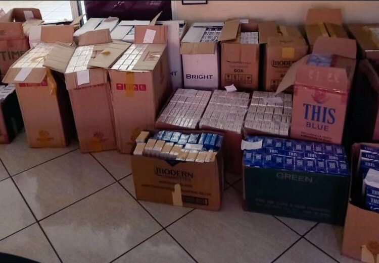 Más de 900 paquetes de cigarrillos de contrabando son incautados por la PNC en Santa Tecla
