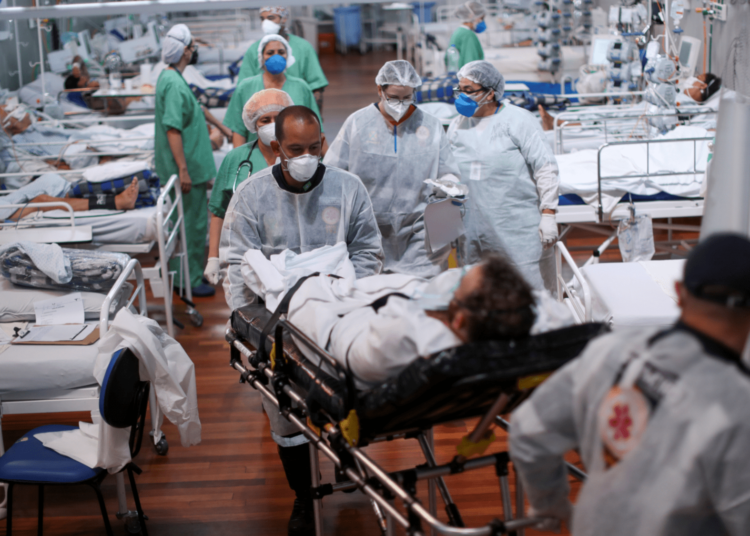 La OPS reportó 8 millones de contagios en una semana, el mayor número en América desde el inicio de la pandemia