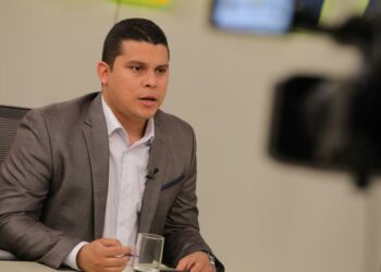 Francisco Villatoro detalla trabajo legislativo relativo a reformas sobre delitos informáticos