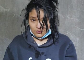 Pandillera es capturada por extorsión y amenazas en Santa Tecla