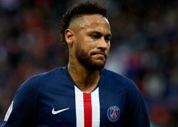 El ex futbolista francés Jerome Rothen destrozó a Neymar con fuertes críticas: “Gana kilos sin parar, envejece y no tiene una forma de vida adecuada”