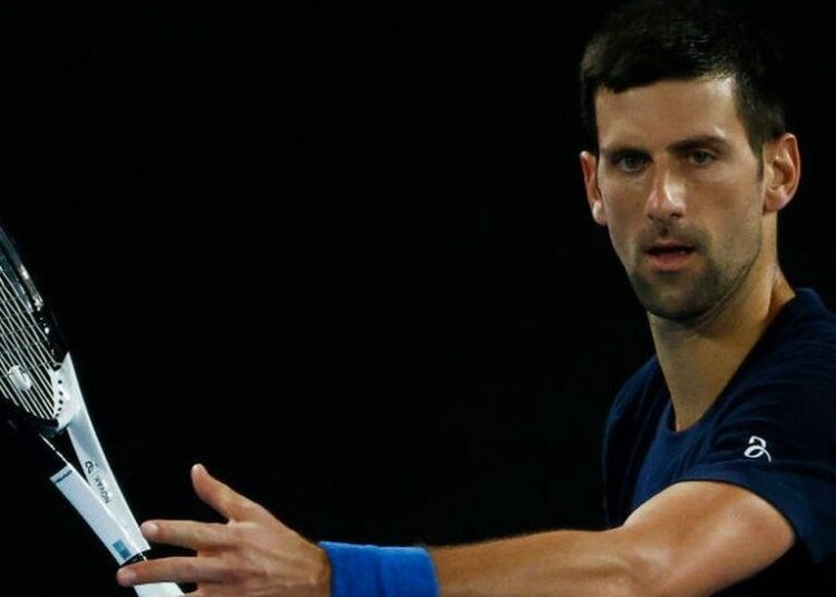 Djokovic planea demandar al Gobierno australiano por 4,3 millones de dólares por el «maltrato» sufrido durante su cuarentena en Melbourne