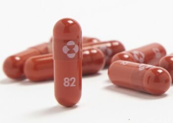 La píldora de Merck contra el COVID-19 mostró efectividad contra Ómicron