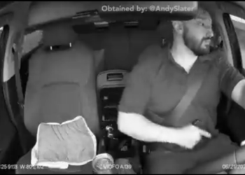 (VIDEO) Un inspector civil de bomberos de EE.UU. disparó 11 veces desde su auto en plena autopista al creer que otro conductor lo iba atacar con una pistola