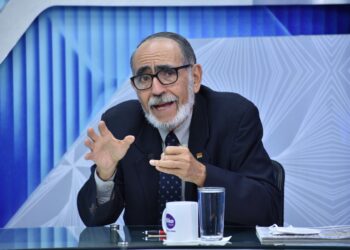 Rubén Zamora confiesa acuerdo de organización de marchas entre ARENA y FMLN