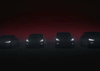 Dos coches Tesla protagonizan un ‘duelo de baile’ al ritmo de Michael Jackson y el propio Musk reacciona al video