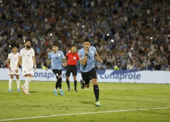 Luis Suárez superó un récord que estaba en manos de Lionel Messi durante esta doble fecha FIFA