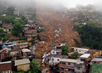 Alerta por nuevas tormentas en Petrópolis tras los deslaves que han causado la muerte a 120 personas y pidieron evacuar zonas de riesgo