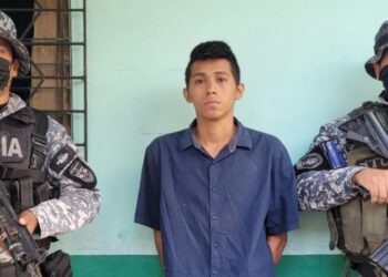 Autoridades de seguridad detienen a sujeto con varias porciones de crack, en Ciudad Arce, La Libertad