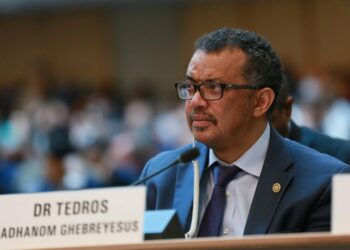 Director de la OMS dice que existen condiciones para la aparición de una cepa más peligrosa del COVID-19