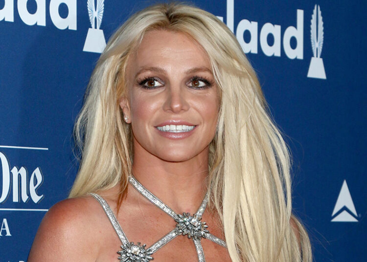 Britney Spears firmó un acuerdo multimillonario para escribir una explosiva biografía