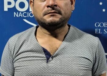 Capturan a motorista de bus por conducción temeraria y posesión de droga en Soyapango