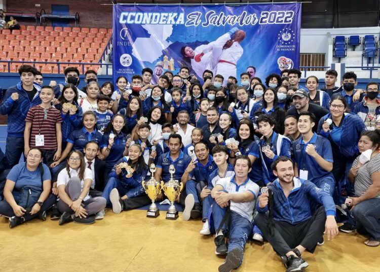 El Salvador se coronó campeón Centroamericano de karate do