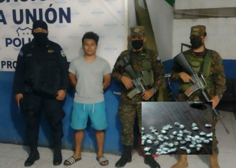 Fuerza Armada ubica a sujeto con más de 70 porciones de droga en La Unión