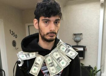 Un ‘youtuber’ roba a sus seguidores 500.000 dólares y se niega a devolver el dinero