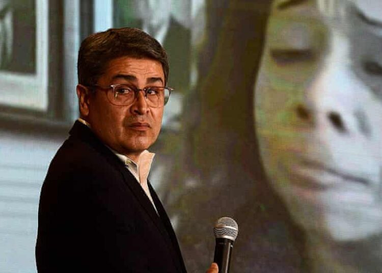 Revelan cargos que imputa EE.UU. a expresidente hondureño Juan Orlando Hernández e historial que lo vincula al narcotráfico