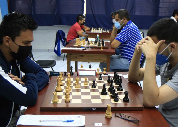 Jorge Girón toma ventaja en el campeonato revisión de rating 2022