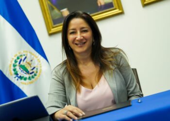 Ministerio de Vivienda firma convenio para beneficio de la población de Santa Ana