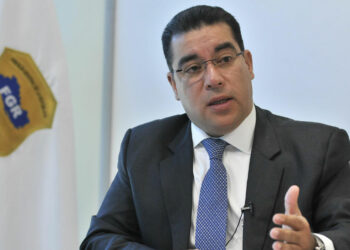 Denuncian a exfiscal Raúl Melara y a su padre por delitos de omisión a la investigación y falsedad documental