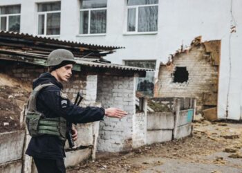 Los bombardeos en el este de Ucrania y el simulacro nuclear de Rusia aumentan la tensión mundial