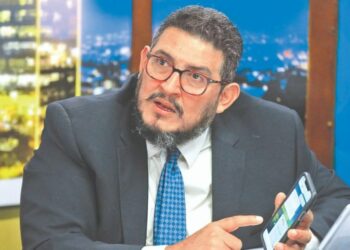 Gobierno respalda a periodista que en su calidad de empleado fue despedido sin nada de su indemnización