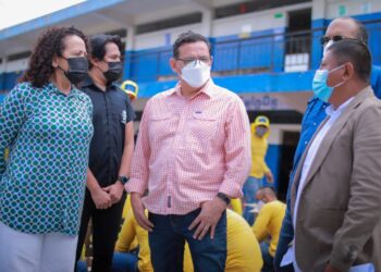 MINED entrega material de construcción a Centro Educativo de Cuscatancingo para reparación de infraestructura