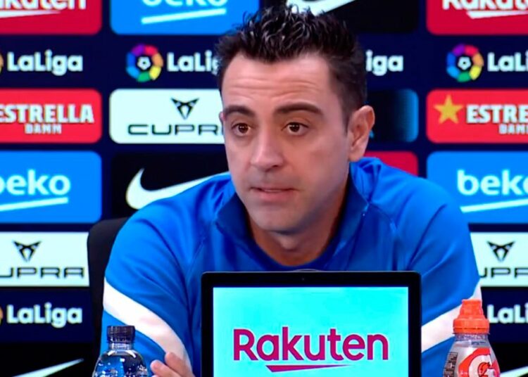 Xavi carga contra Simeone por su estilo de juego a solo horas del partido entre Barcelona y Atlético de Madrid