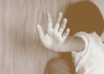 Condenan a 20 años de cárcel a agresor sexual de una niña de 8 en Chalatenango