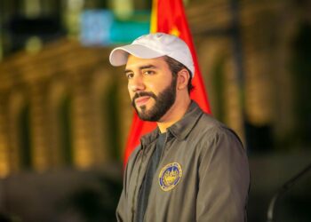 Presidente Bukele coloca la primera piedra de la Biblioteca Nacional, que estará en el corazón de San Salvador