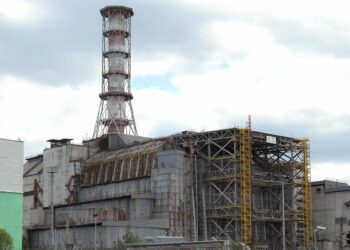 Ucrania alertó que las fuerzas rusas tomaron el control de la planta nuclear de Chernobyl